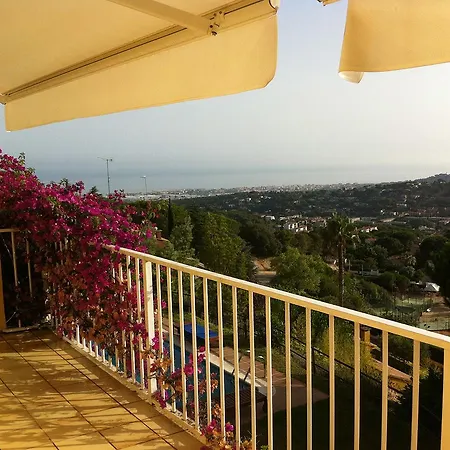 030 Jx - Aurons Tatil Evi