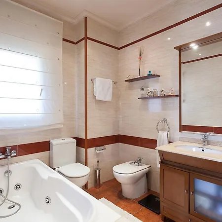 030 Jx - Aurons Tatil Evi Cabrils